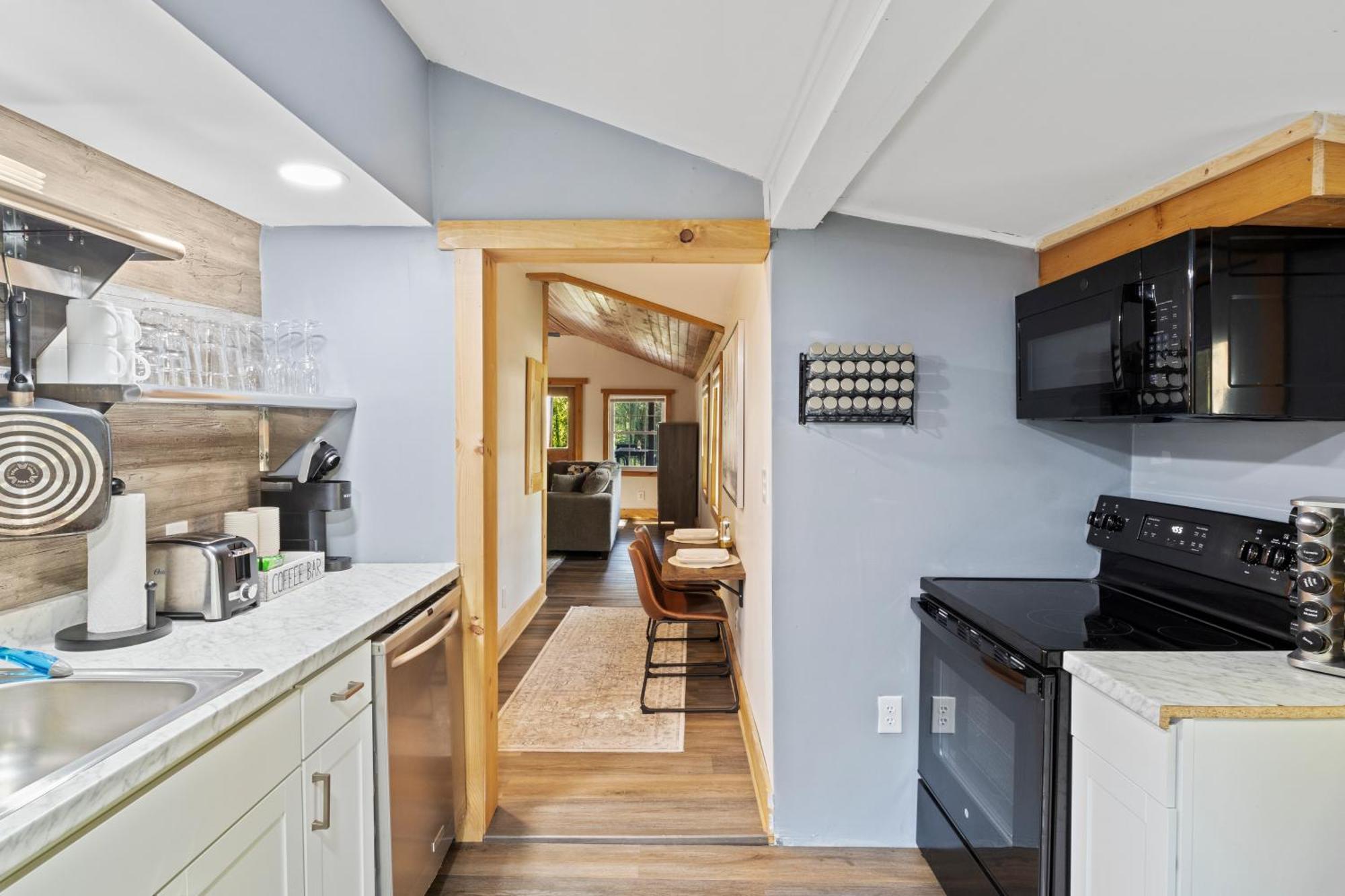 Cozy Home W/ King Bed & Lake Access Canandaigua Buitenkant foto